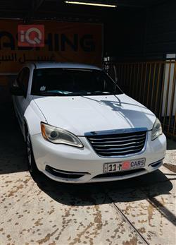 Chrysler 200